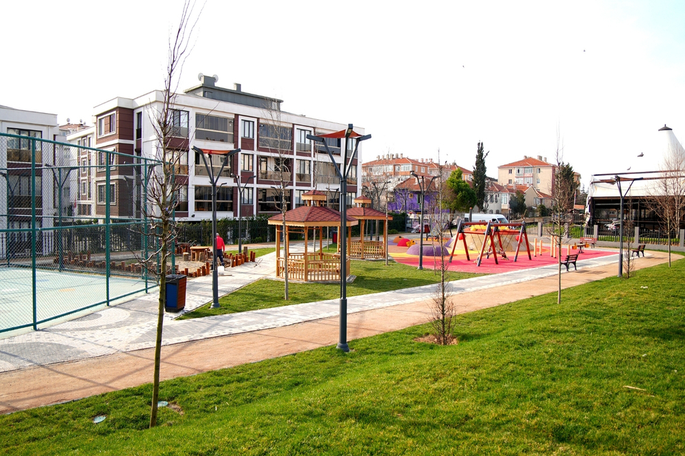 Ambarlı Mahallemize Yeni Bir Park Daha Kazandırdık: Oya Turan Parkı